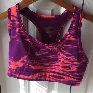 Nike Pro Sports Bra